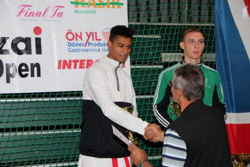 banzai 2013-0093.JPG --- erstellt mit toms-galerie V1.3 - www.tomshaus.de